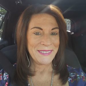 Meet your Posher, Loretta